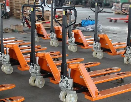 液壓搬運車助力新鮮荔枝直達(dá)全國各地